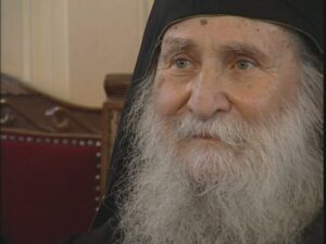 «Εμένα να με ελεήσεις που είμαι παλιάνθρωπος, που είμαι παλιοτόμαρο»